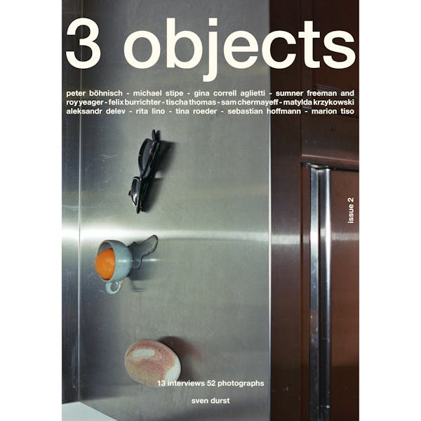 3 objects magazine