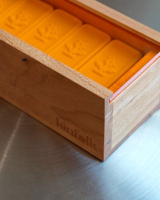 Kinfolk Dominoes Set