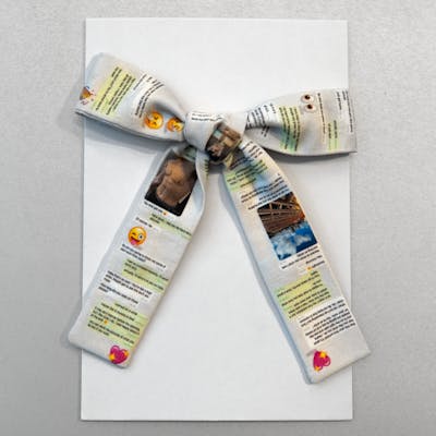 12 Mini (2026), Textile Bows