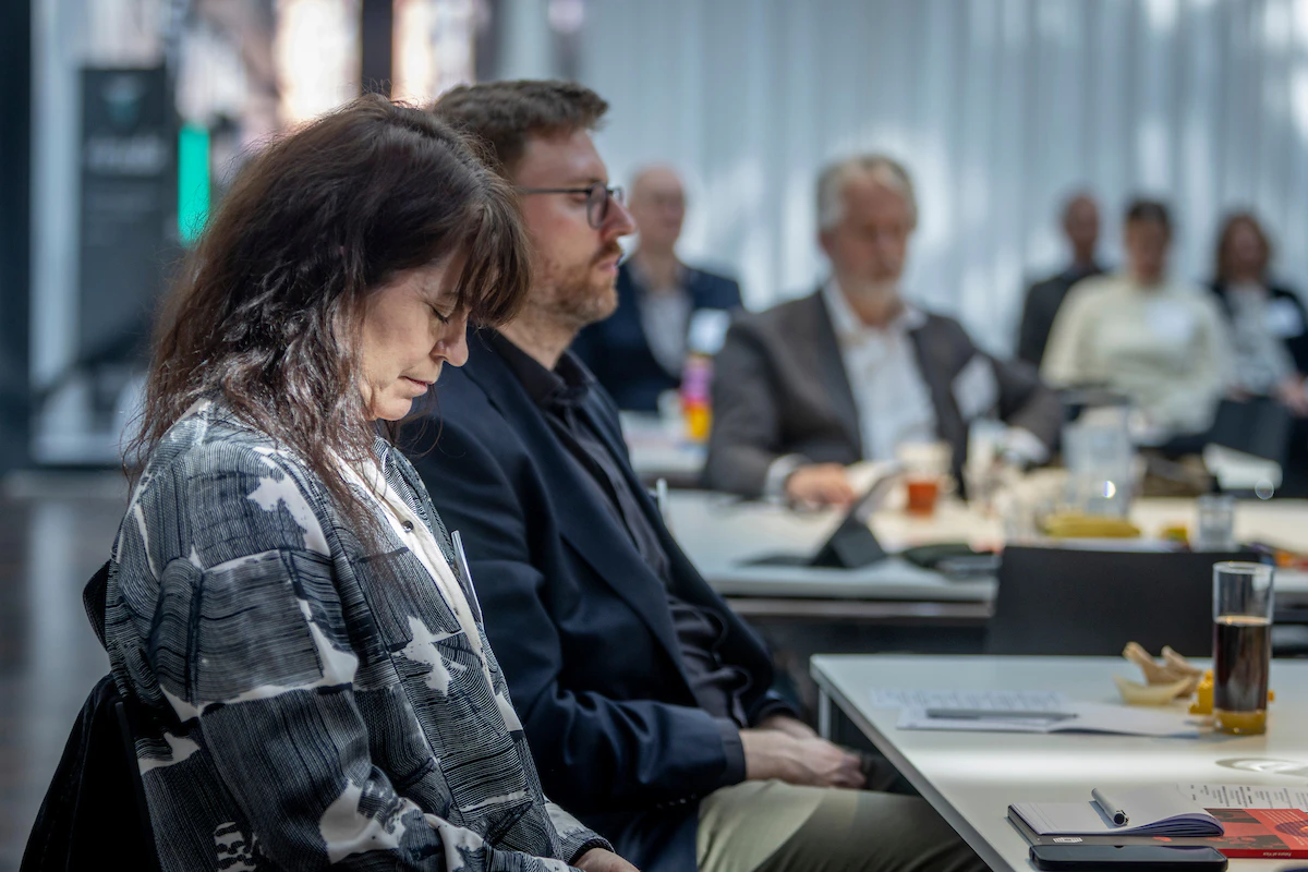 A room full of Nordic leaders embody being a decomposer fungi at the 2026 The Summit hosted by Copenhagen Institute for Futures Studies and Danish Industry.